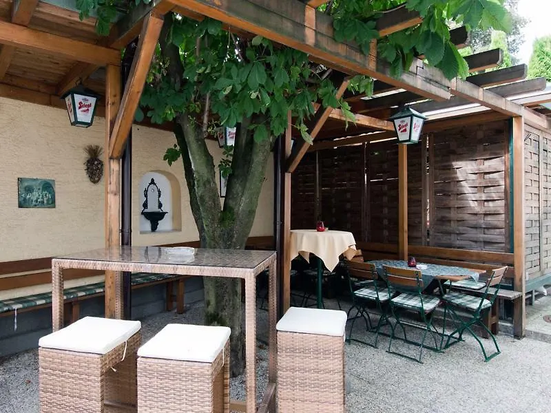 Guest house Hotel Junior By Max 70 Salzburg